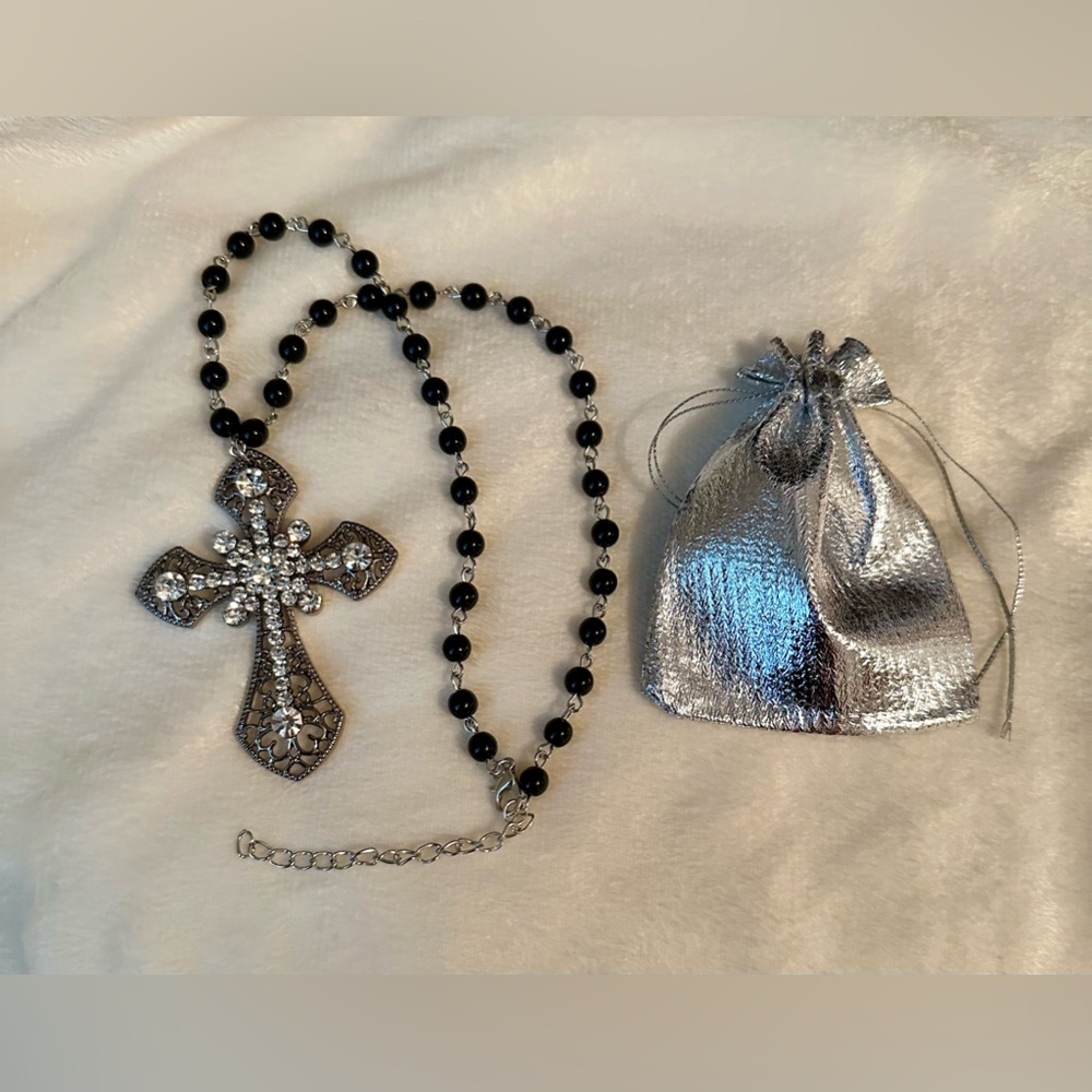 Goth Punk Big Statement Cross Pendant Necklace Choker Vampire Rosary Black Beads